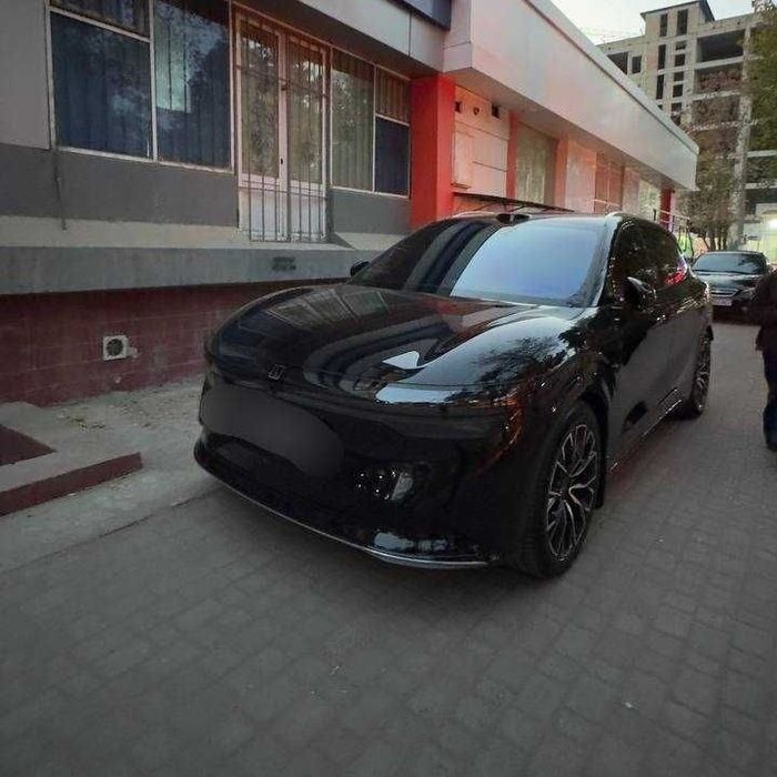 Zeekr  7 X .605  RWD nasiya