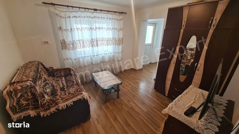 Casă de vânzare în comuna Valea Iașului, județ Argeș.