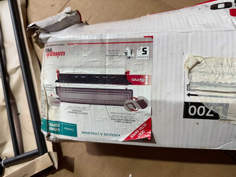 Душ канал Wirquin PRO черен ултратънък регулируем