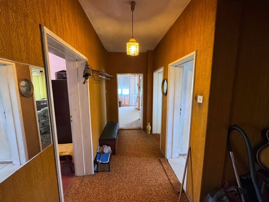 Продава се Етаж от къща в Нови пазар - 122 кв.м за 812 €/кв.м - Снимка #9