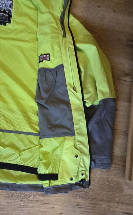 Geacă schi ski snowboard Rip Curl Gum Series mărimea XL. 15K 10K