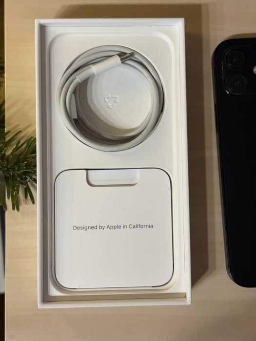 Iphone 12, Negru, 64 GB