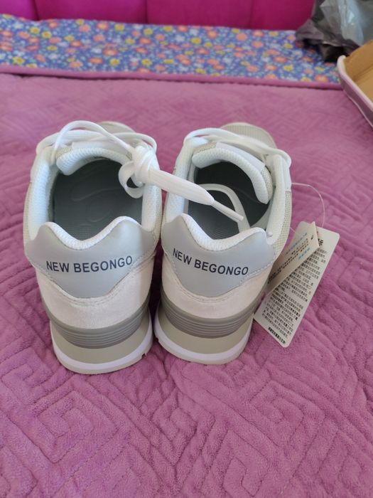 Продам новые кроссовки размер 36