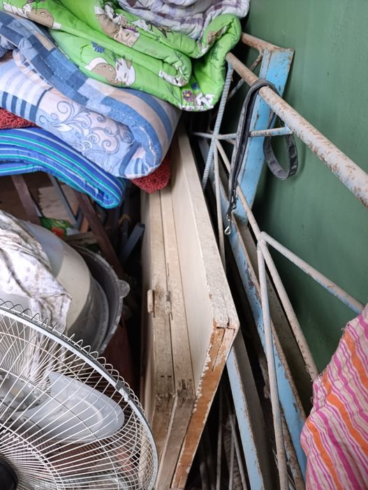 Кроват сотилади хорошим