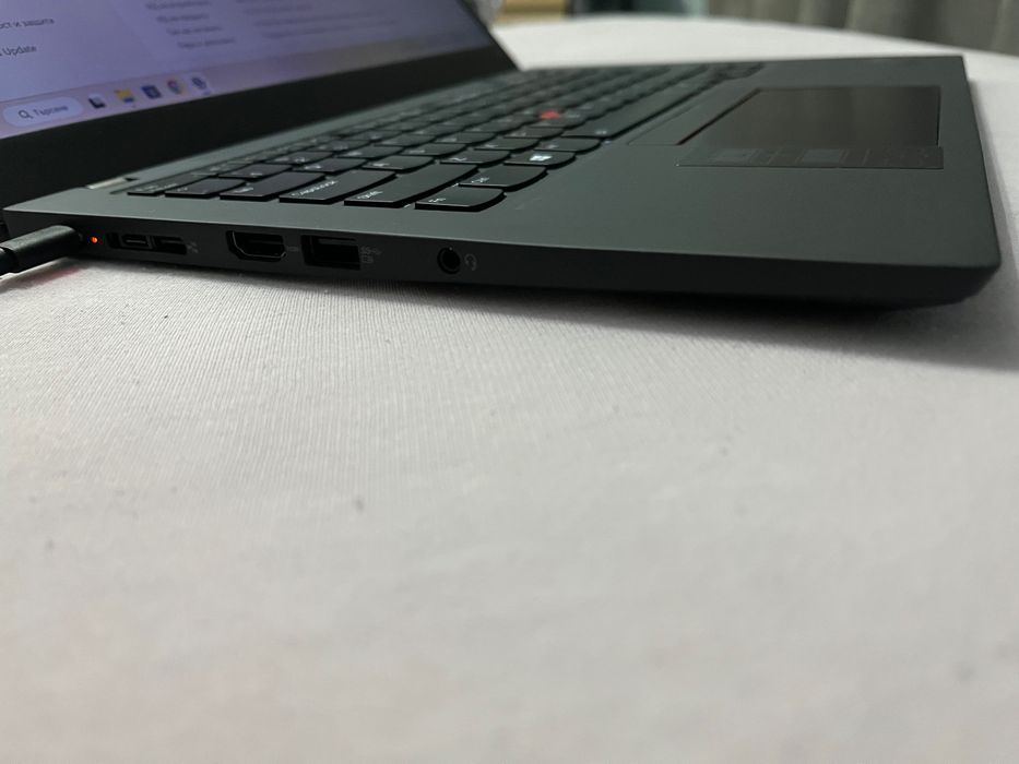 Lenovo T14s Gen 2 i7 512gb 32gb ram touch screen неразличим от НОВ!