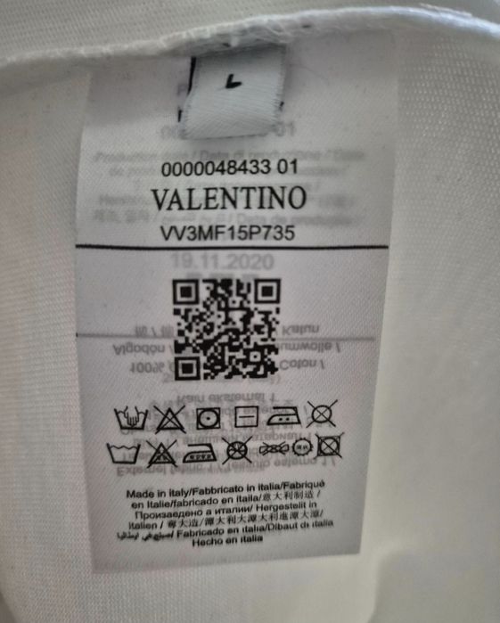 ТОП ЦЕНА! Оригинална мъжка тениска Valentino Garavani / Размер Л