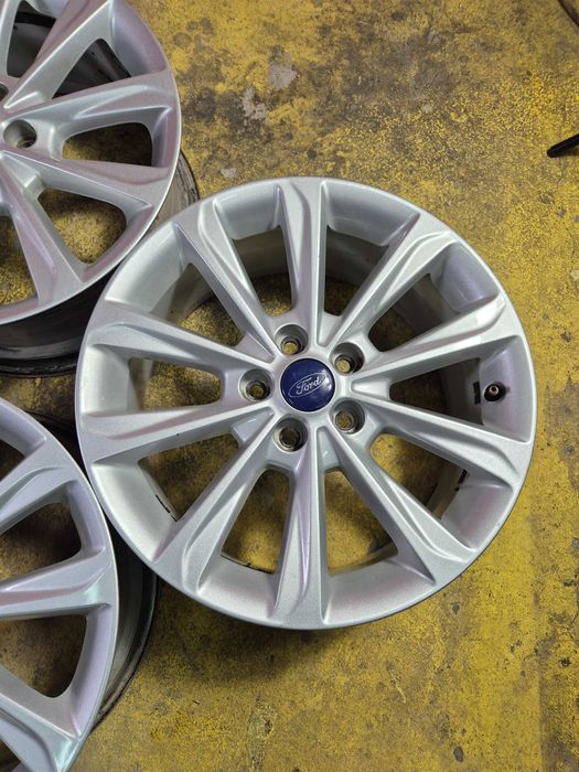 Jante Aliaj 5x108 17'' Ford Focus Mondeo Kuga + Senzori 7.5J ET 52.5
