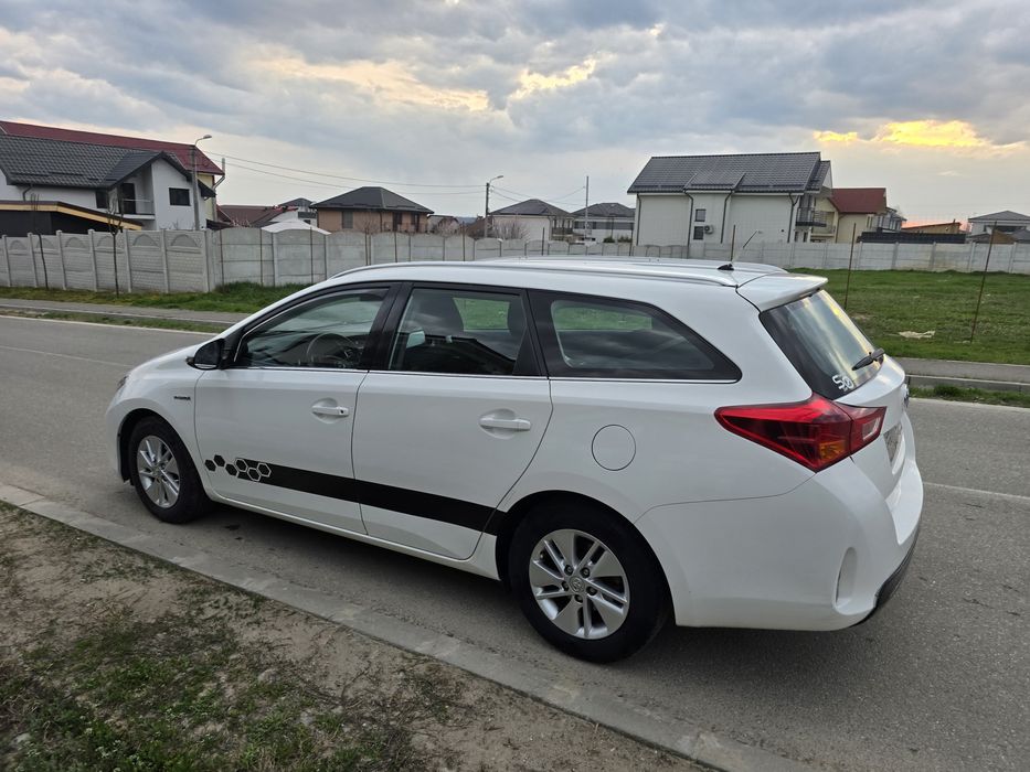 Hybrid Cutie automata 1 8 benzina  Xenon  Clima Camera marsalier