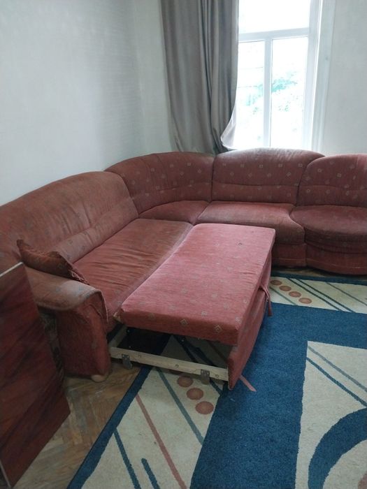 Гостинный гарнитур продам.