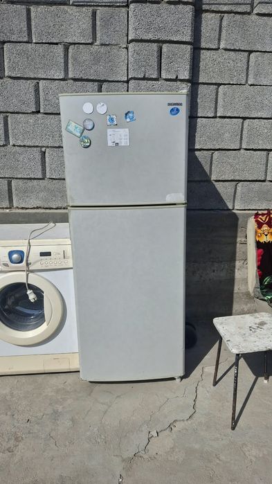 Холодильник срочна 20к