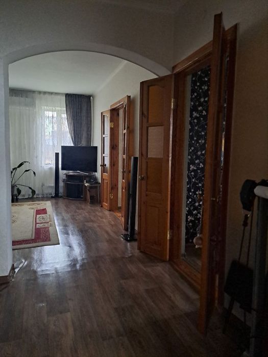 Продам полуподвальный дом в м-оне Каратал