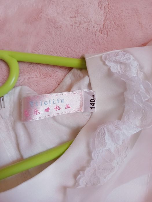 Платье на девочку