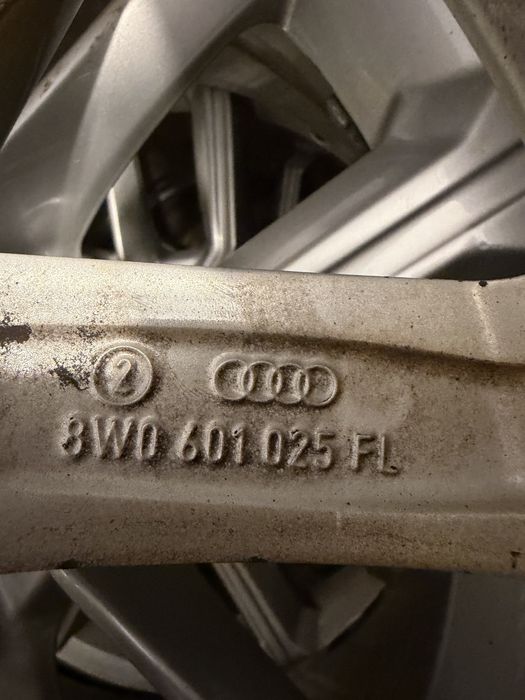 Jante r18 AUDI 100% originale +anvelope  noi M+S 245/40/r18(DOT2025)