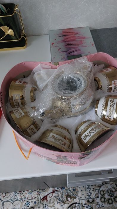 Продам новый чайный сервиз