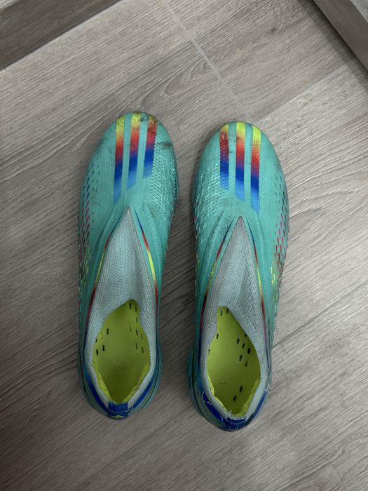 Продам футбольные бутсы Adidas