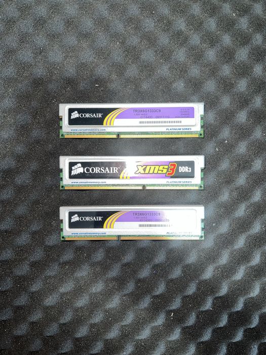 Kit RAM Corsair XMS3 Platinum 6GB (3x2GB) DDR3 1333MHz CL9