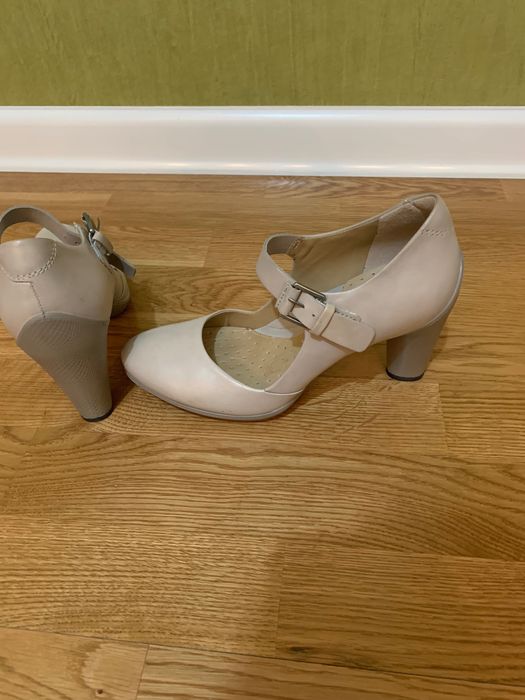 Женские туфли классика