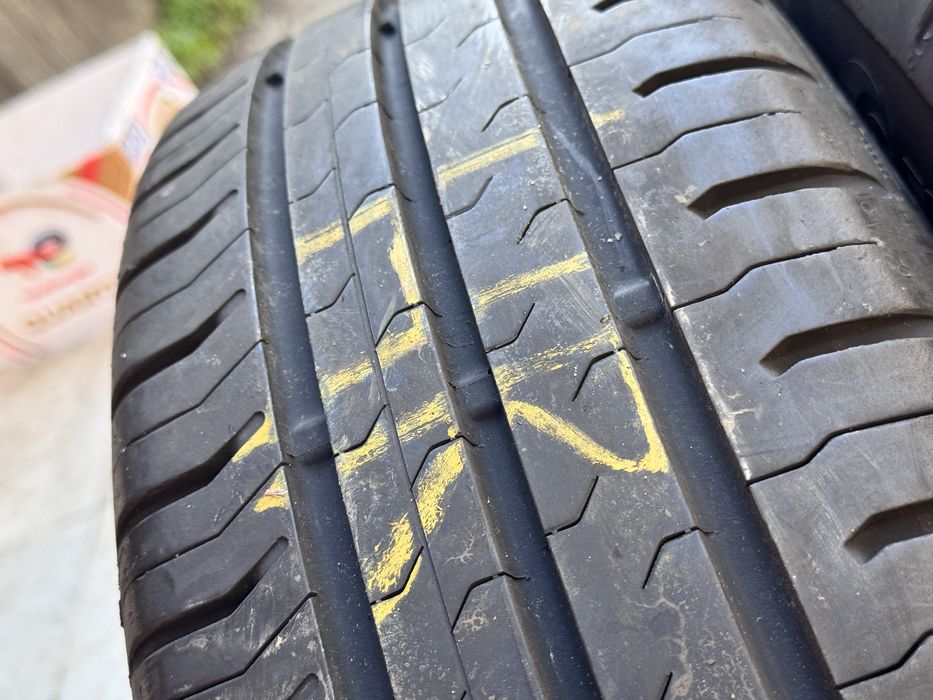 185/60/ R15 Continental EcoContact5 4бр летни