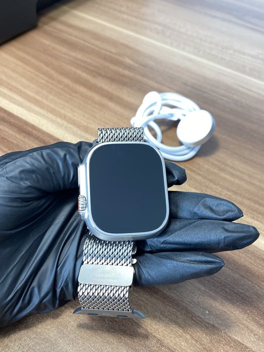 Apple Watch Ultra 3 / 49 mm / Graphite