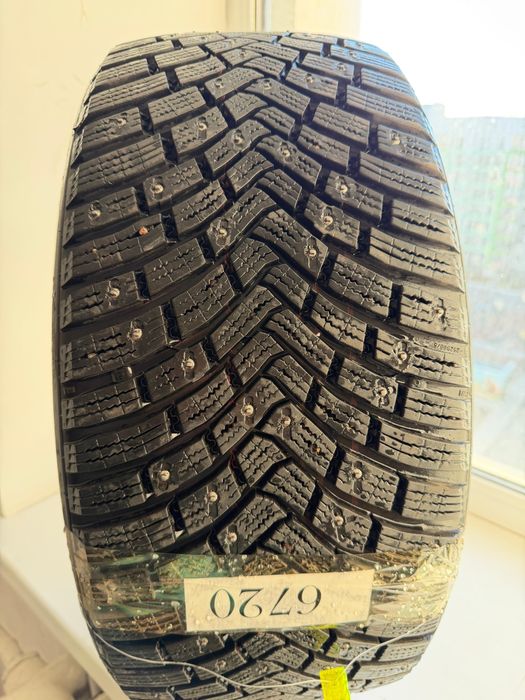 Зимние шины Continental 235/35/R19 ШИПЫ