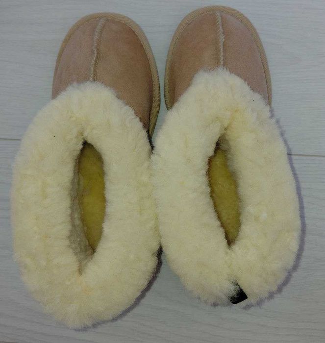 Теплые домашние тапочки