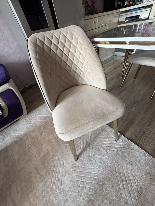 Маса + 6стола 280€ , детско бюро + стол  80€