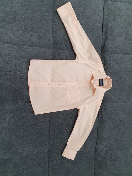 Продам рубашки на мальчика