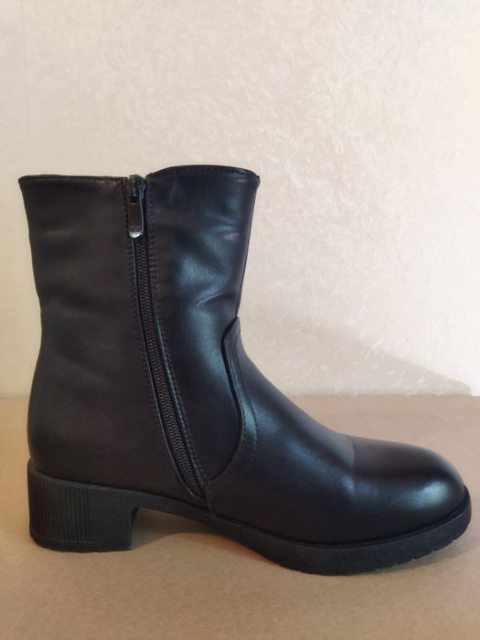 Полусапожки женские