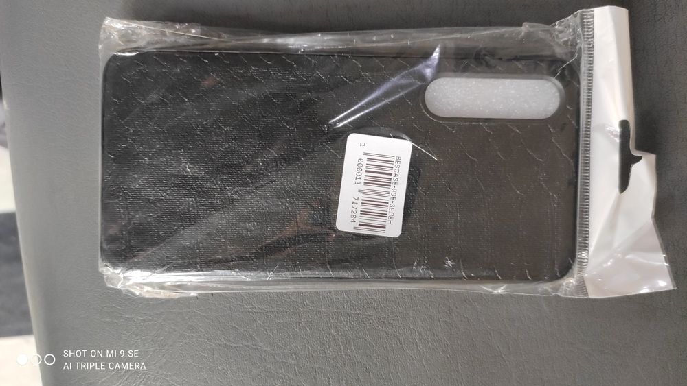 Mi 9 se abloshka g'ilof sotiladi juda noyob