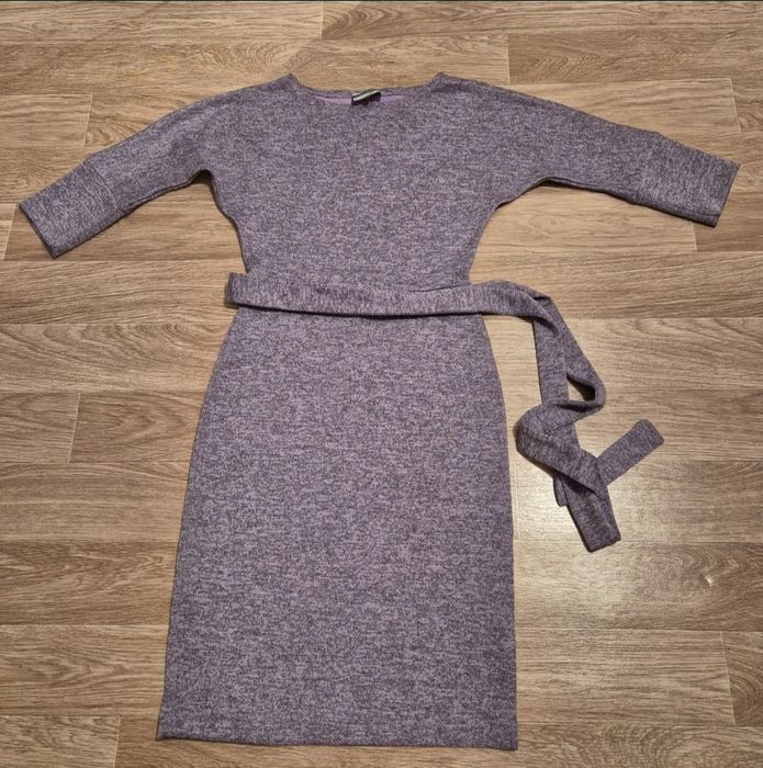 Продам платья женские