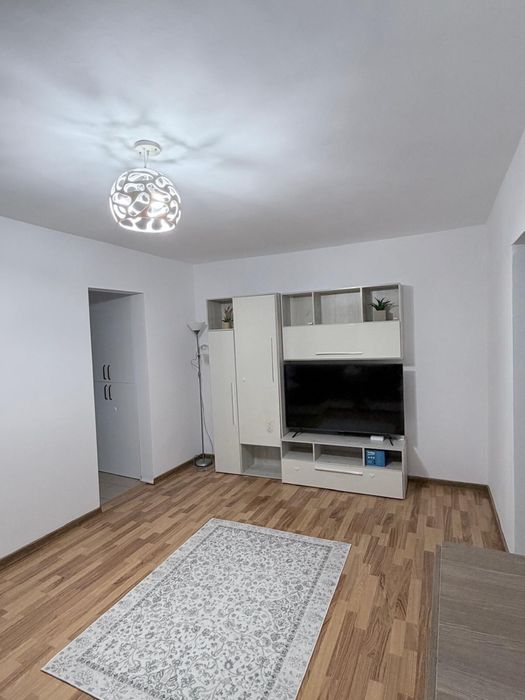 Apartament 2 camere de inchiriat