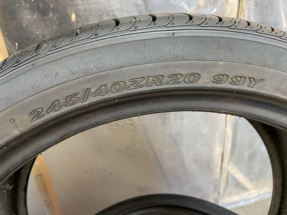 Продам шины 245/40/20 Nexen