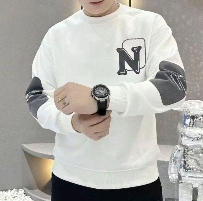 ок ва кора рангда Свитер