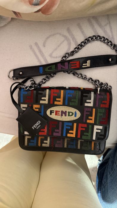Чанта Fendi оригинална