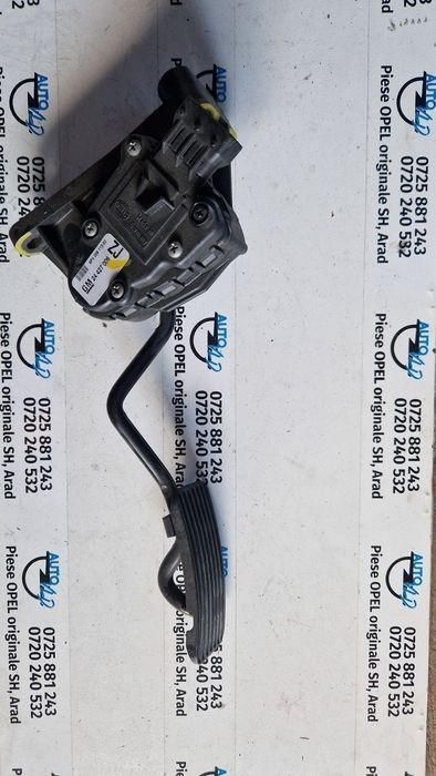 Pedala acceleratie Opel Astra H