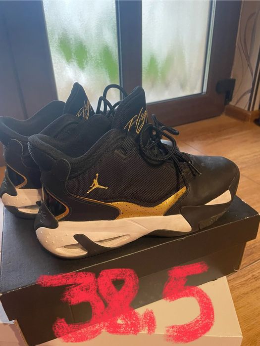 Încălțăminte și geacă nike