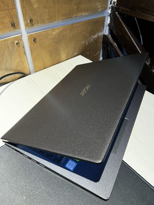 Ноутбук Acer i5-8