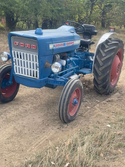 Tractor ford 3000