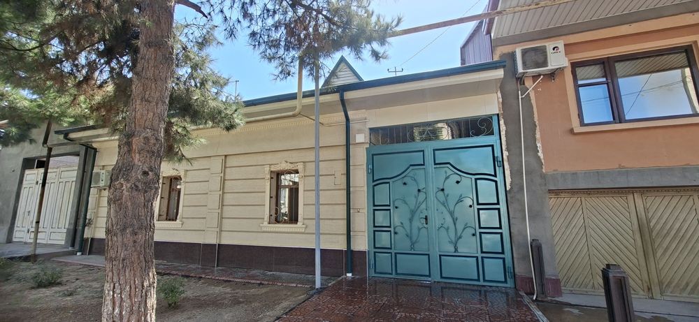 Янгийол шахрида ховли уй сотилади.