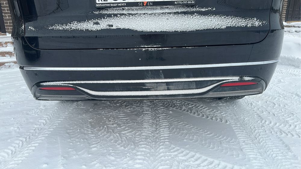 Продам задний бампер на Deepal S09