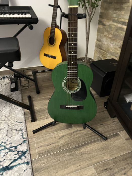 Chitara Acustica Hora Reghin Standard M 1/2 Verde