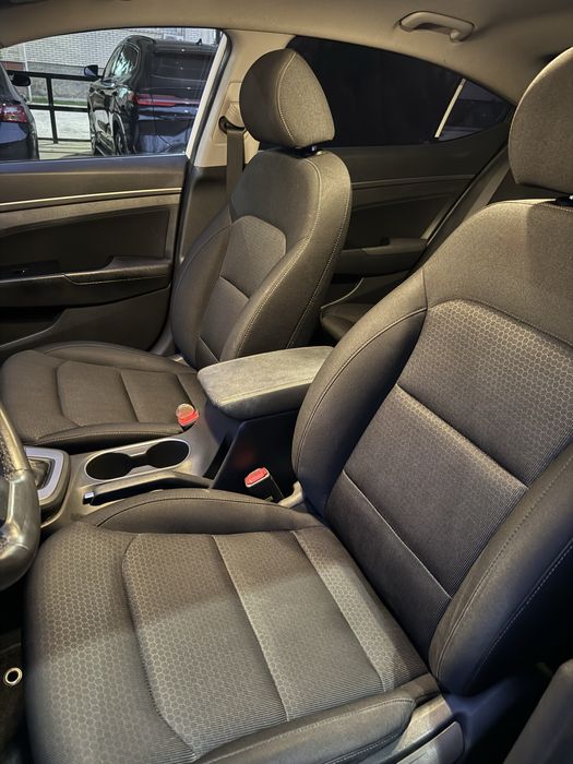 Hyundai Elantra GLS 2017