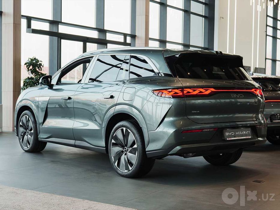 BYD ATTO 8 — 7-местный премиальный гибрид DM-i | Официальный BYD
