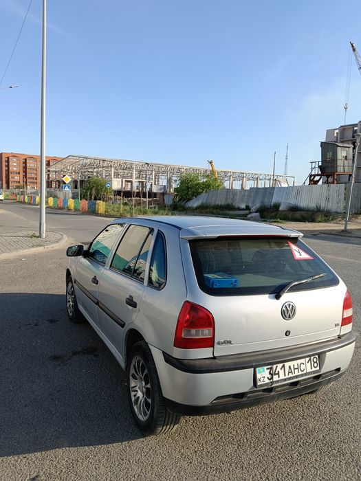 Volkswagen Gol 2004 1.8 мкпп