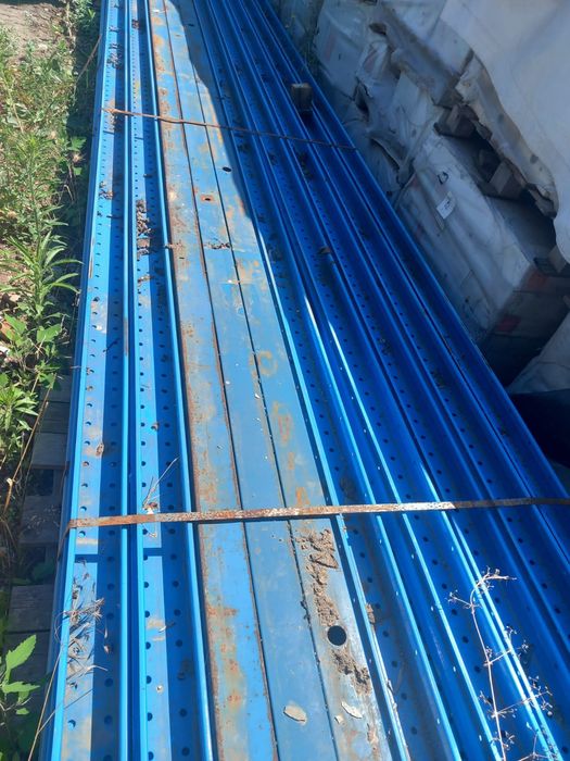 Picioare de raft, panouri sandwich, tabla de acoperit sau gard