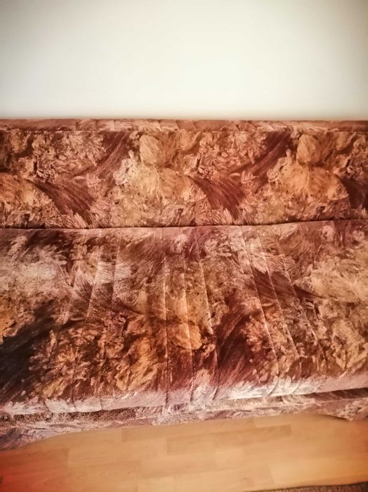 Mobila camera stare buna