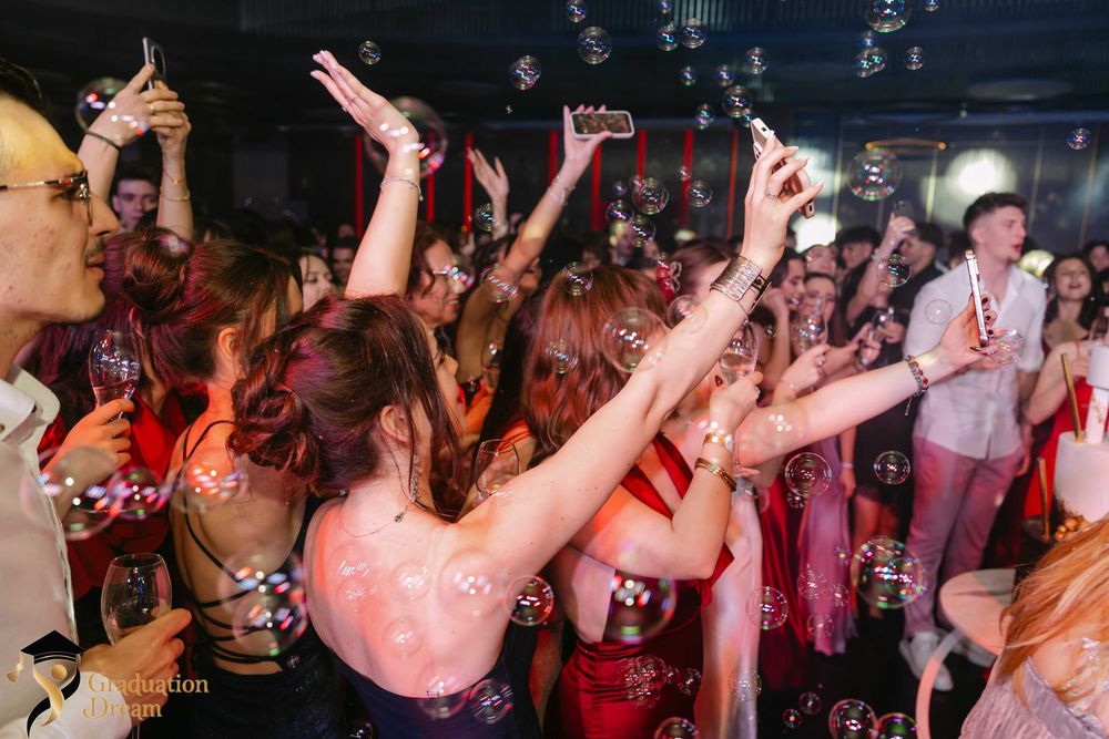 Închiriere Pistoale Confetti, Pistol CO2 și Mașină Baloane – Evenimente Constanța