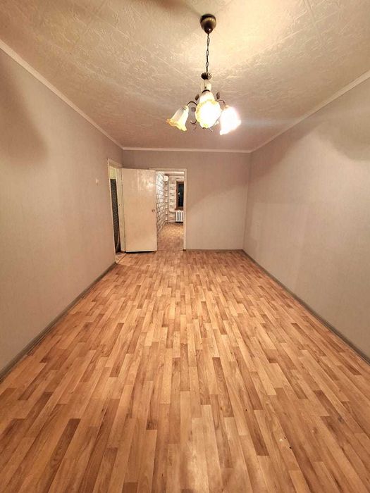 Продам 2 комн. квартиру в г.Уральск