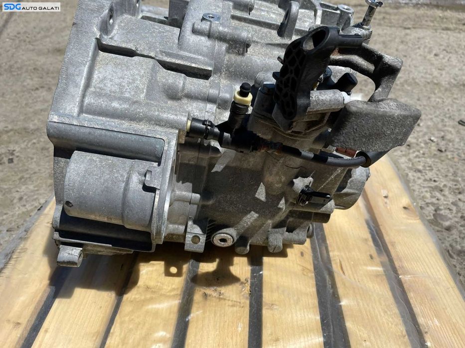 Cutie Viteze Manuala 6 Trepte Cod NGH Seat Alhambra 4x4 2.0 TDI 2011 - 2015 [V0755]