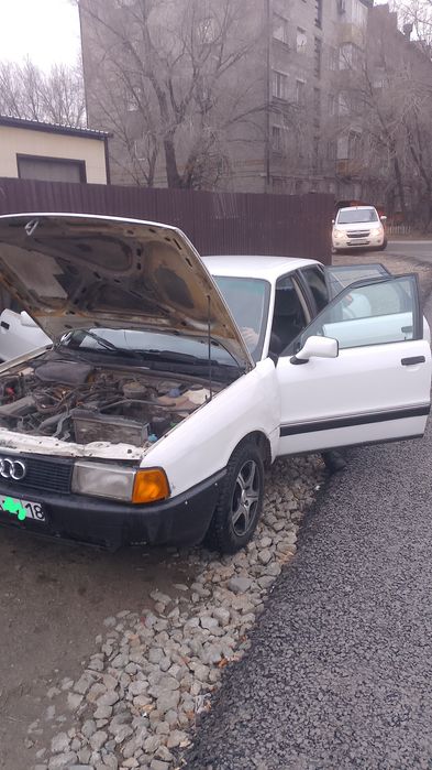 Продам Ауди 90 б3